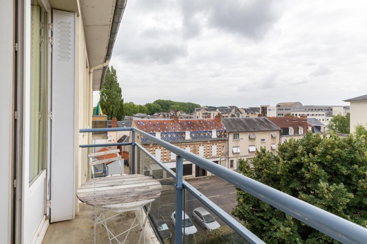 Appart T3 Bien Situe A Bourges + Wifi Eksteriør bilde