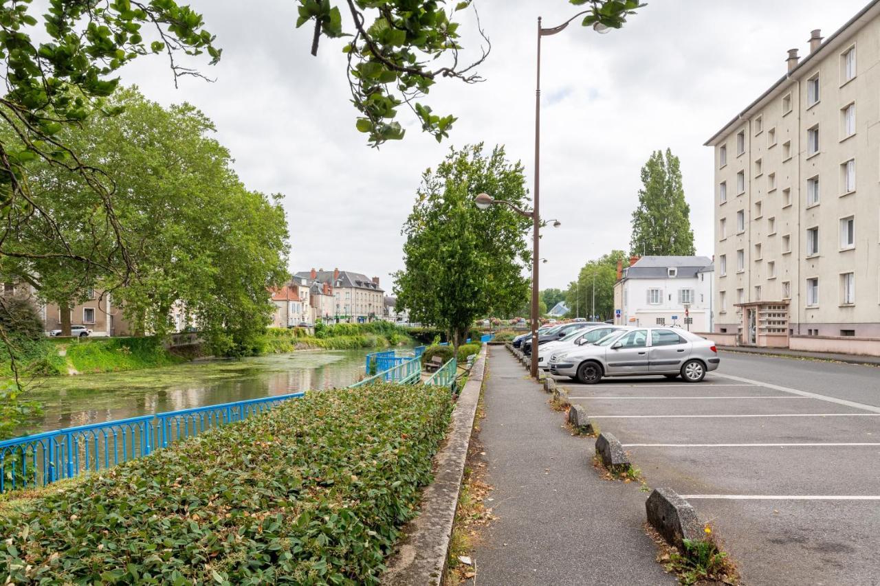 Appart T3 Bien Situe A Bourges + Wifi Eksteriør bilde